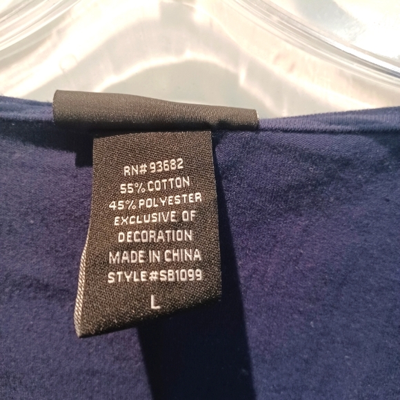 LIV LOS ANGELES  NAVY FLORAL EMBROIDERED PEASANT STYLE BLOUSE! - Picture 3 of 3